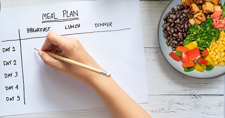 Streamline Your Nutrition: The Benefits of Meal Planning for Busy Athletes